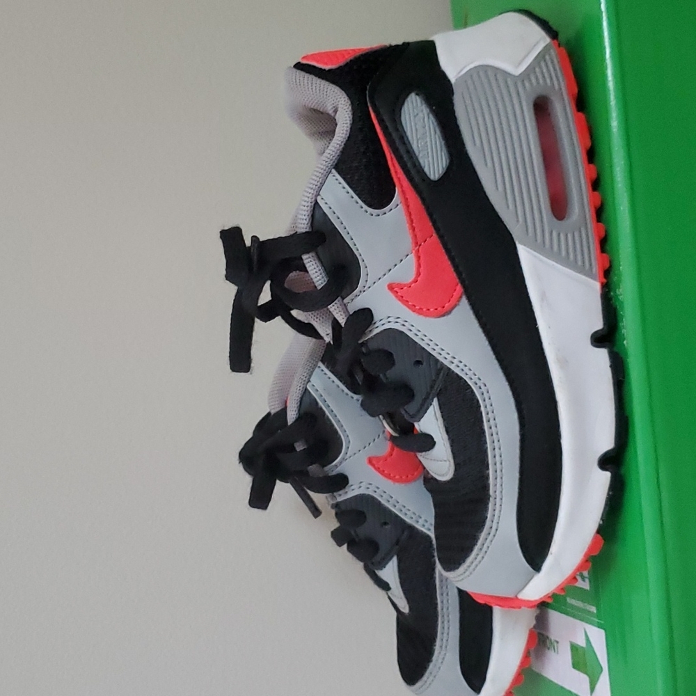 Nike Lil girl Air max